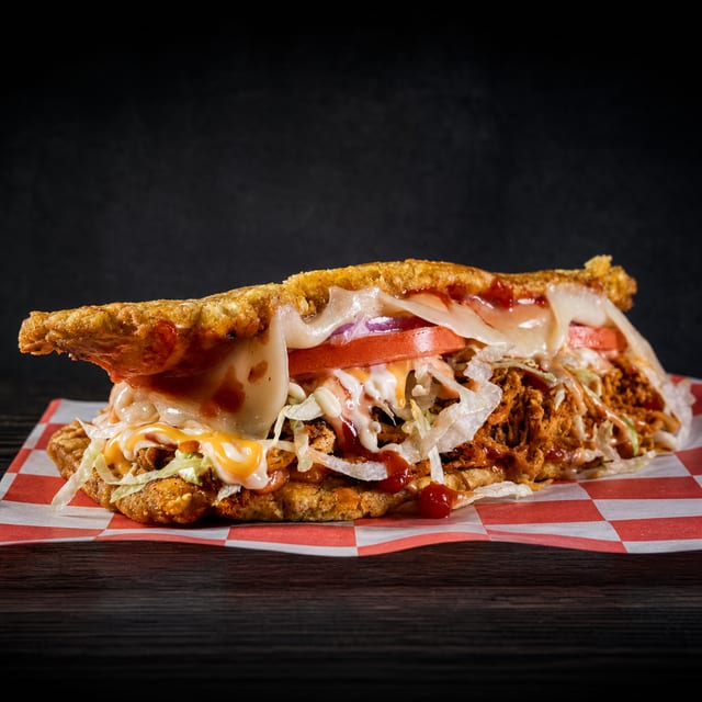 Patacon De Pollo / Chicken.